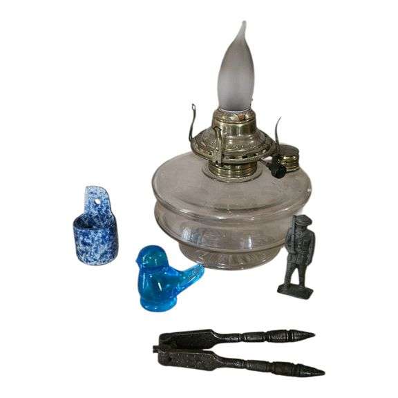 Lot: Vintage Mixed Collectibles – Cast Iron, Spongeware, Glass & More image