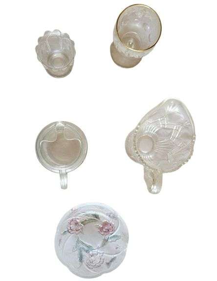 Assorted Vintage Glassware Lot (5 Pieces) image