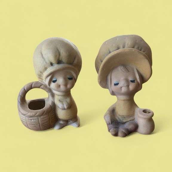 Vintage UCTCI Japan ceramic stoneware figurines image
