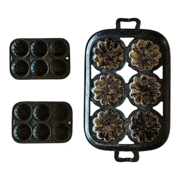 Cast Iron Muffin & Cornbread Pans (3 pcs) image