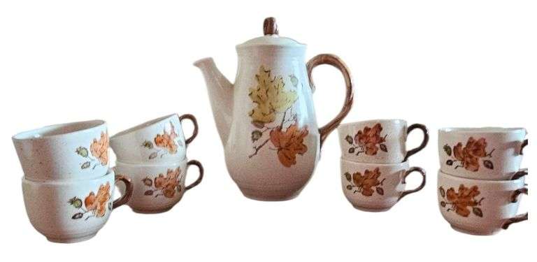 Metlox Woodland Gold – Pitcher with 8 Cup image
