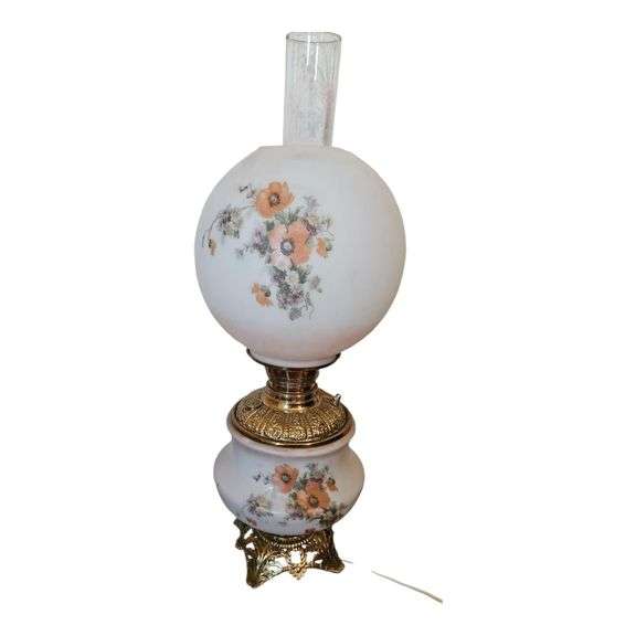 Vintage Gone with the Wind Style Hurricane Lamp – Floral Pattern with Brass Base image