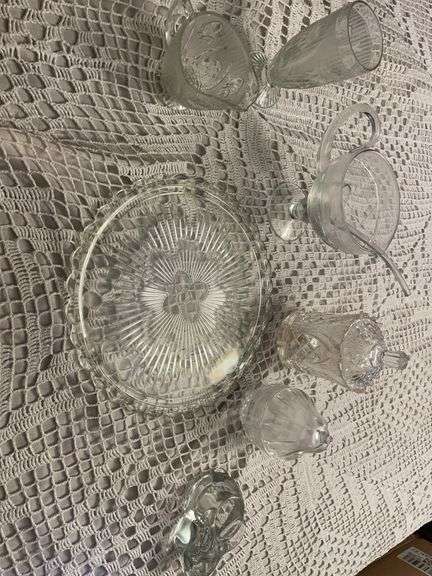 Assorted crystal tableware image