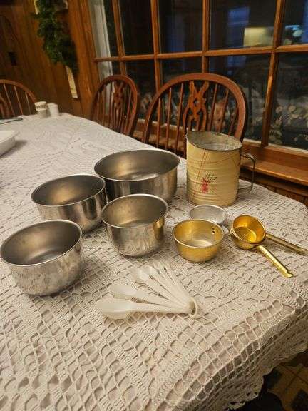 Stainless Steel Mixing Bowl & Baking Item image