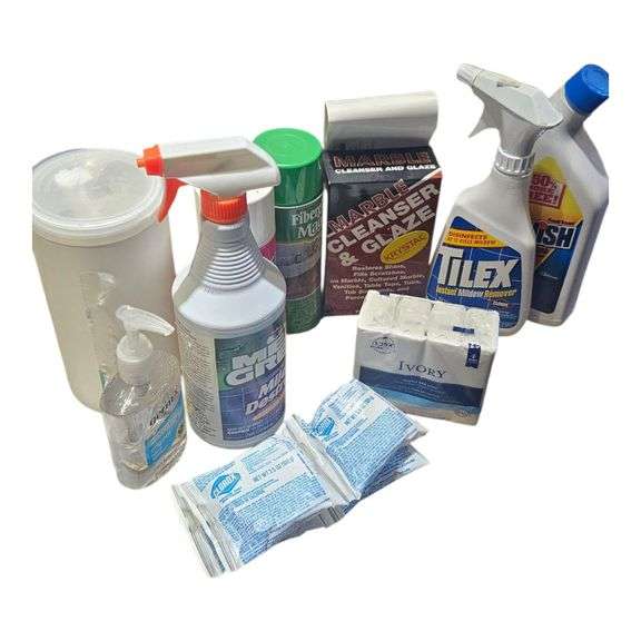 Household Cleaning Supply Lot image