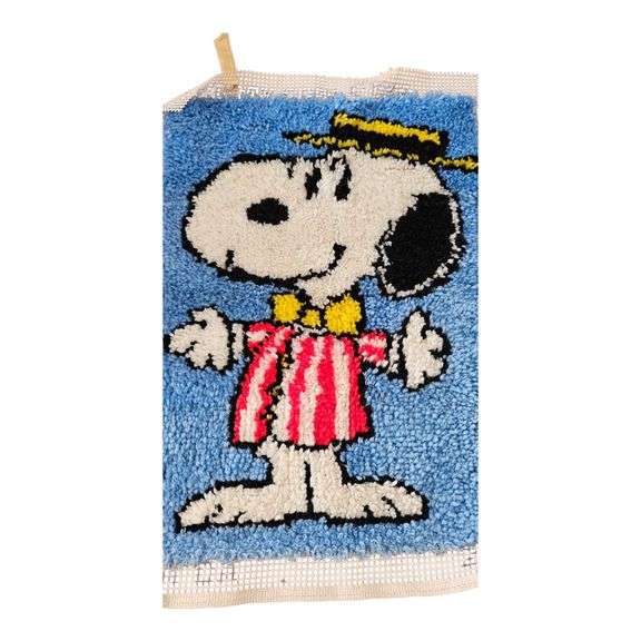 Snoopy Latch Hook Rug image