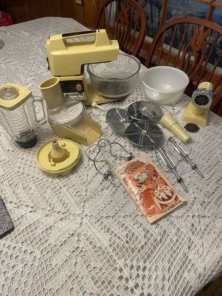 Oster kitchen center set image