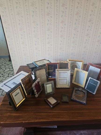 Assorted Picture Frame Lo image