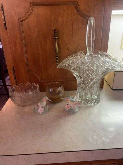 Miscellaneous kitchen stuff image