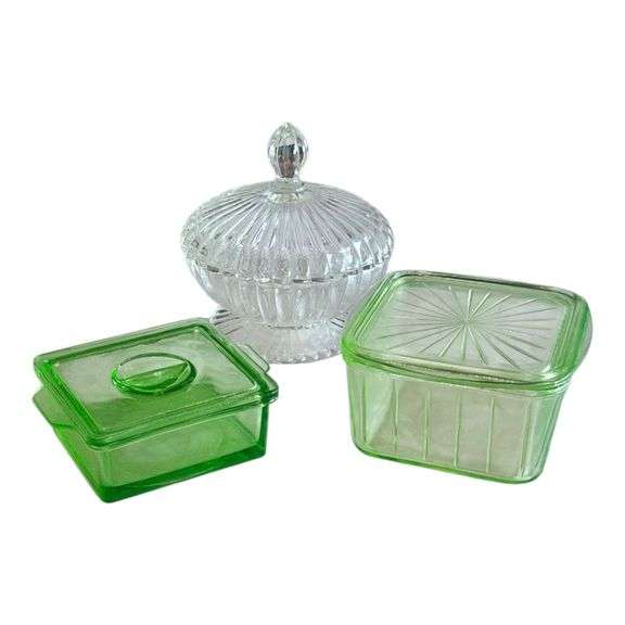 Lot of 3 Vintage Glass Pieces image