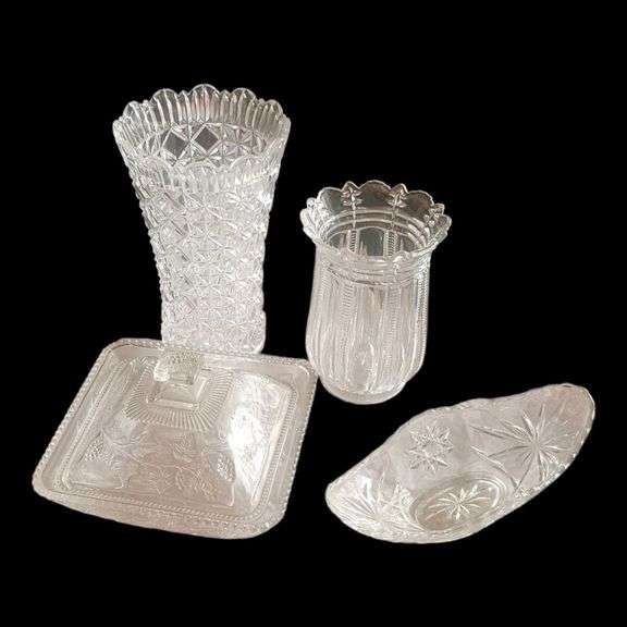 Lot of 4 Vintage Clear Glass Pieces image