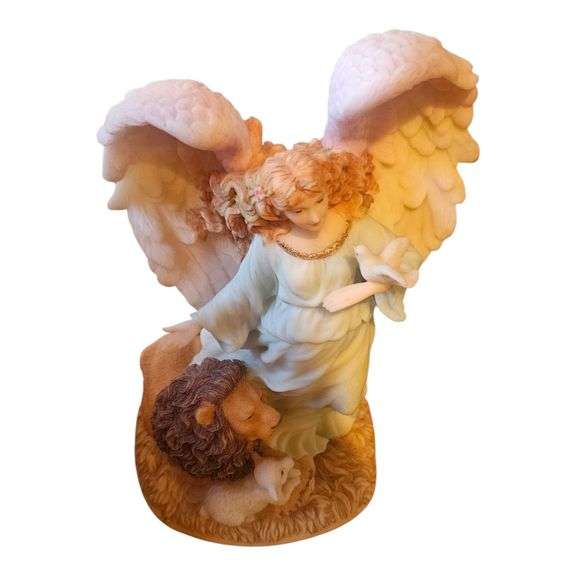 Seraphim Classics “Serena – Angel of Peace” Figurine (1995) image