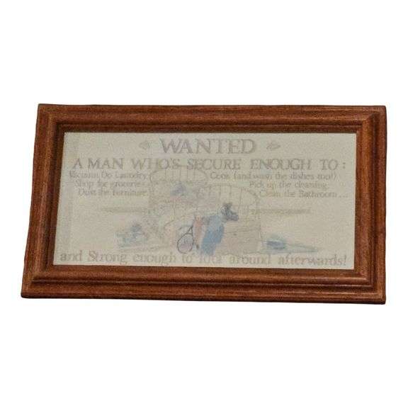 Assorted Wall Decor image