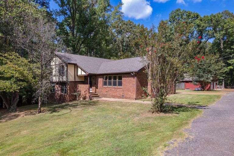 267 Parkburg Road Jackson, Tn image