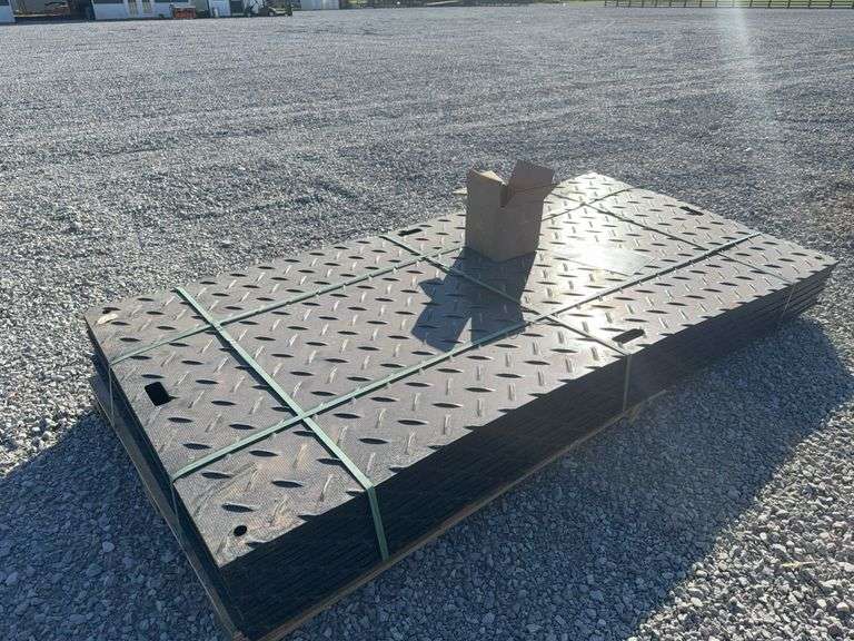 Roadbed protection pad image