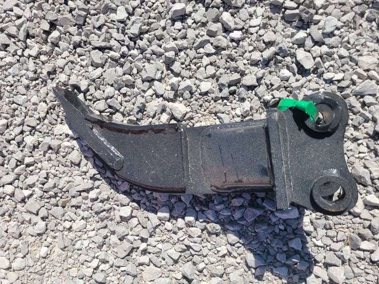 Mini excavator ripper. image