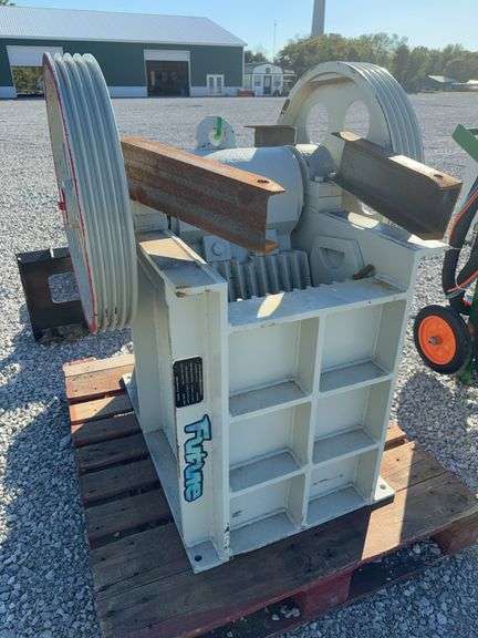 Jaw crusher image
