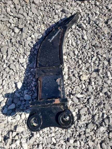 Mini excavator ripper. image