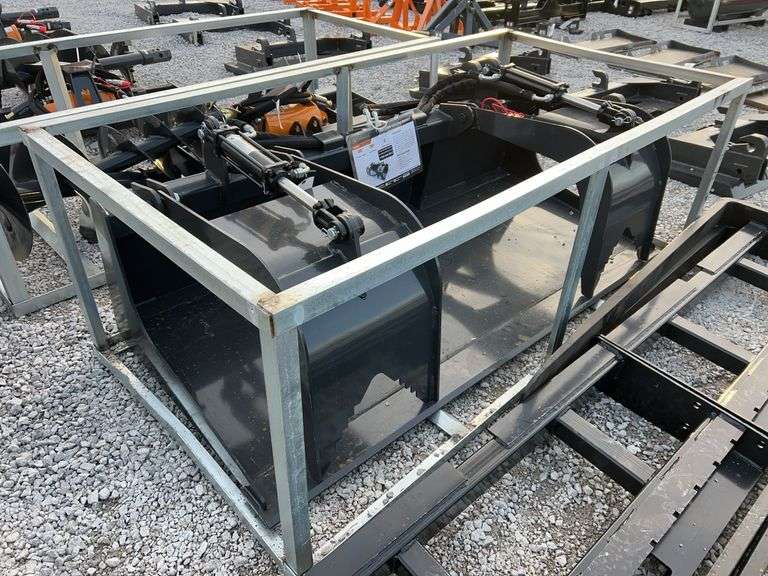 GB-11-72W Wolverine 72" Skid Steer Grapple Bucket image