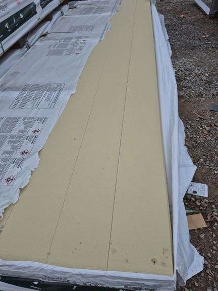 Hardie plank smooth. (1512 sq ft) .31”x 7.25”x144” image