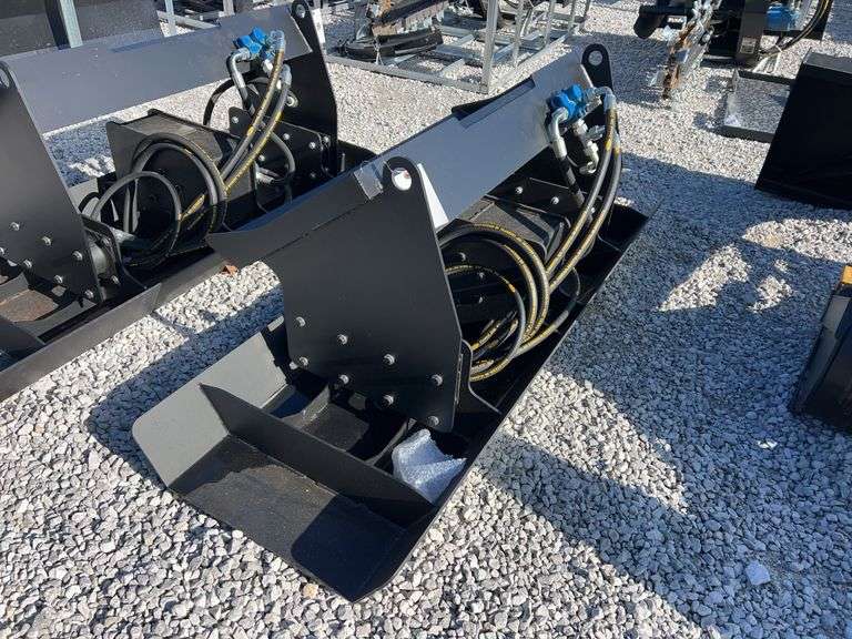 72" Skid Steer Vibrating Plate Compactor image