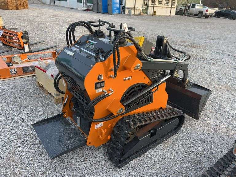 ATS-T460 23 hp Mini Skid Steer Loader image