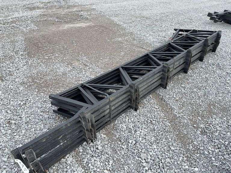 20ft Truss Gable with Overhang (6pcs selling as quantity 3) image