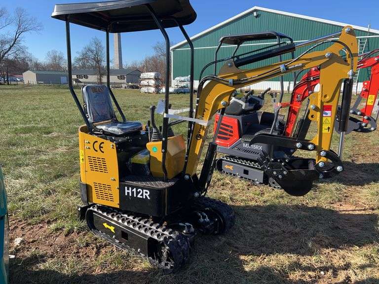 H12R Mini Excavator image
