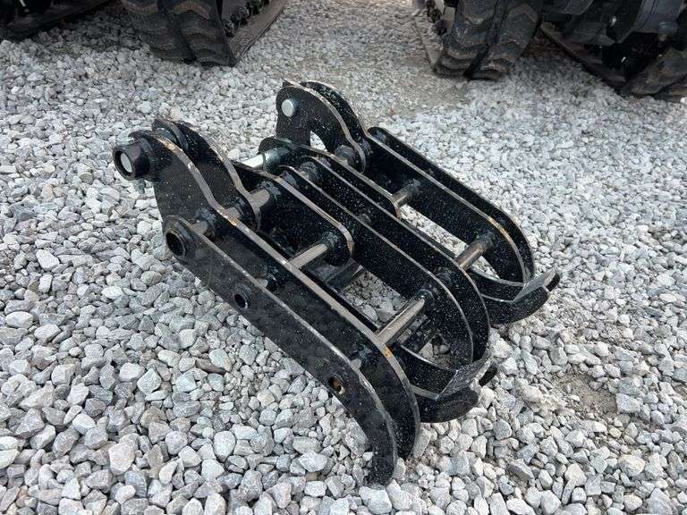 Mini Excavator Wood Grabber Attachment image