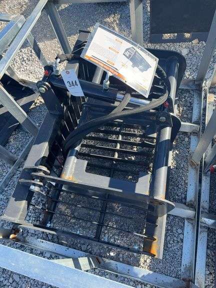 MRB-72-44W Mini skid steer rock grapple image