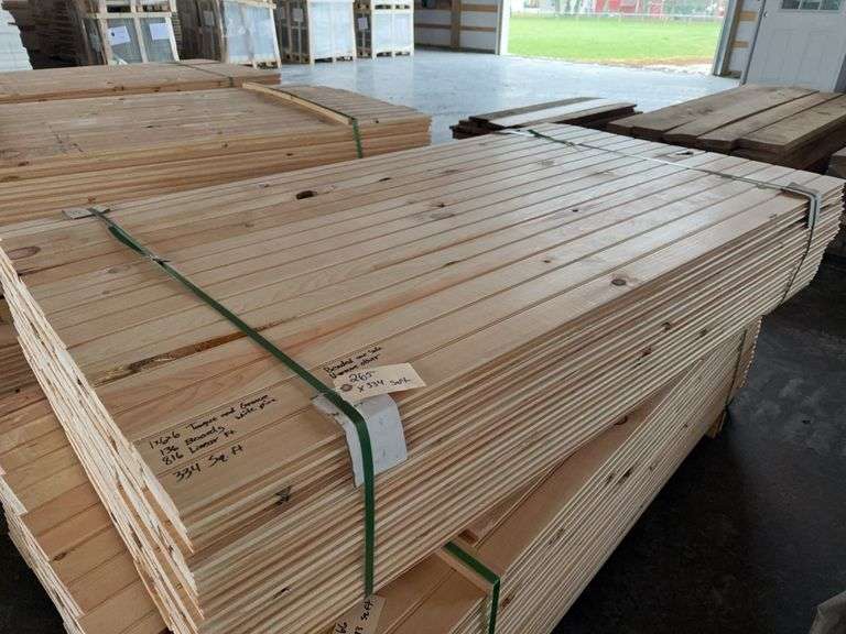 1x6x6 tongue and groove White pine. V groove on one side, beaded on the other. 136 boards 816 linear foot selling per sq ft x334 image
