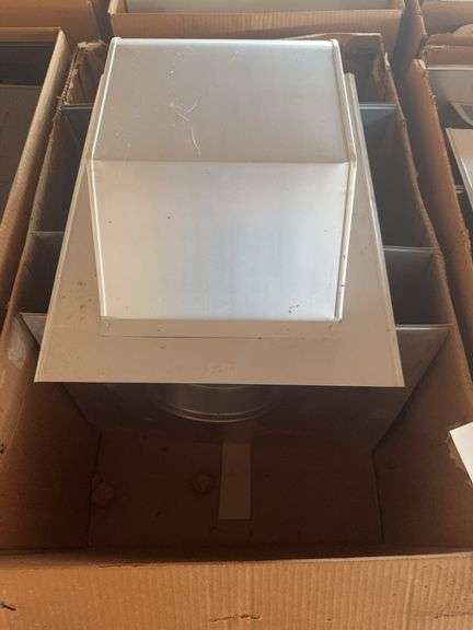 Roof louvers model 750 silver image