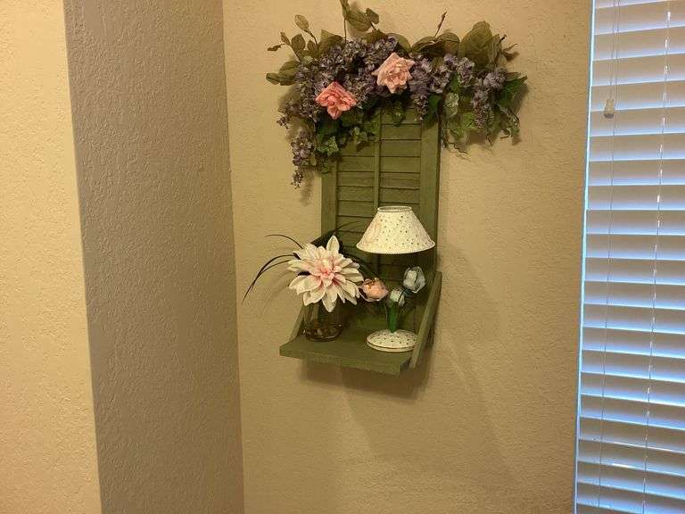 Decorative Wall Hanging Shelf with Flowers and Lamp - Lot 050 image