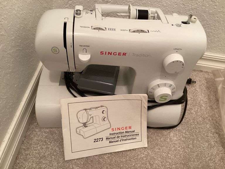 Singer Tradition 2273 Sewing Machine image
