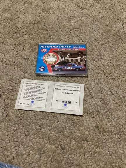 Richard Petty 200th Career Win Commemorative Coin image
