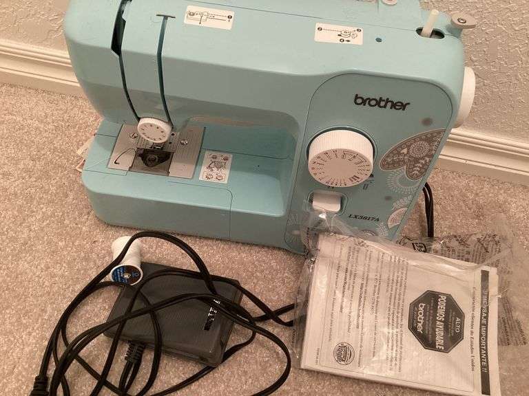 Brother LX3817A Sewing Machine image