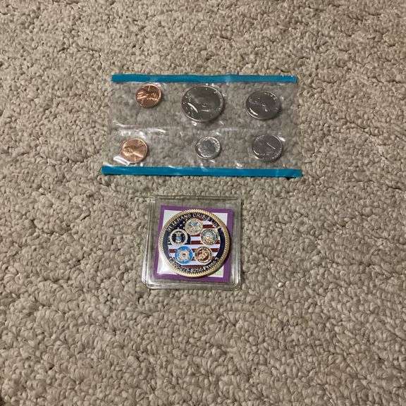 Coin Set with Veterans Crisis Line Token - Lot 055 image