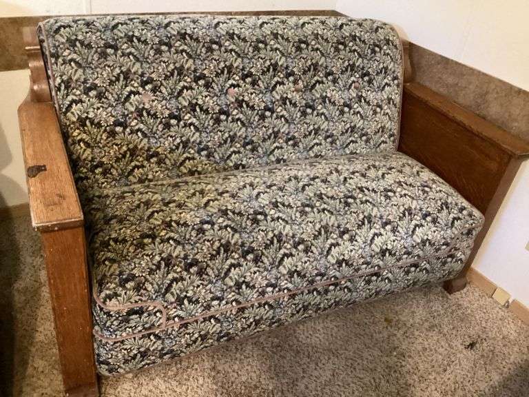 Floral Pattern Loveseat - Lot #086 image