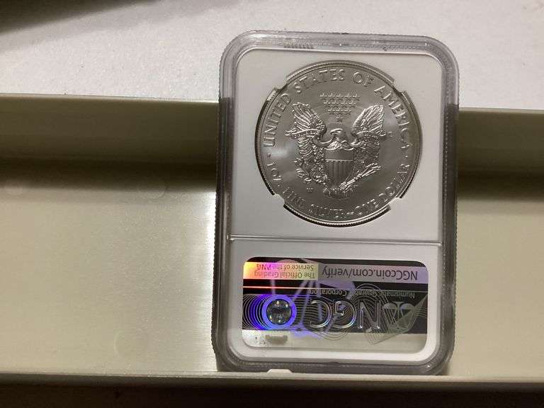 2014 W Burnished Silver Eagle $1 MS 70 NGC Hand-Signed image