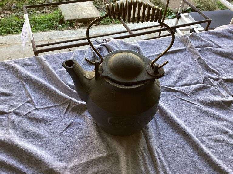 John Wright Cast Iron Teapot with Coiled Handle image