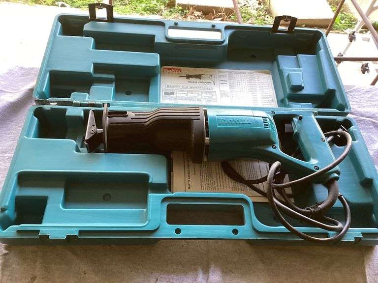 Makita Recipro Saw JR3000V in Case image