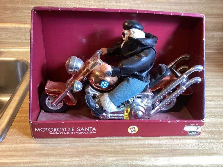 Motorcycle Santa Claus in Motocicleta Holiday Decoration image