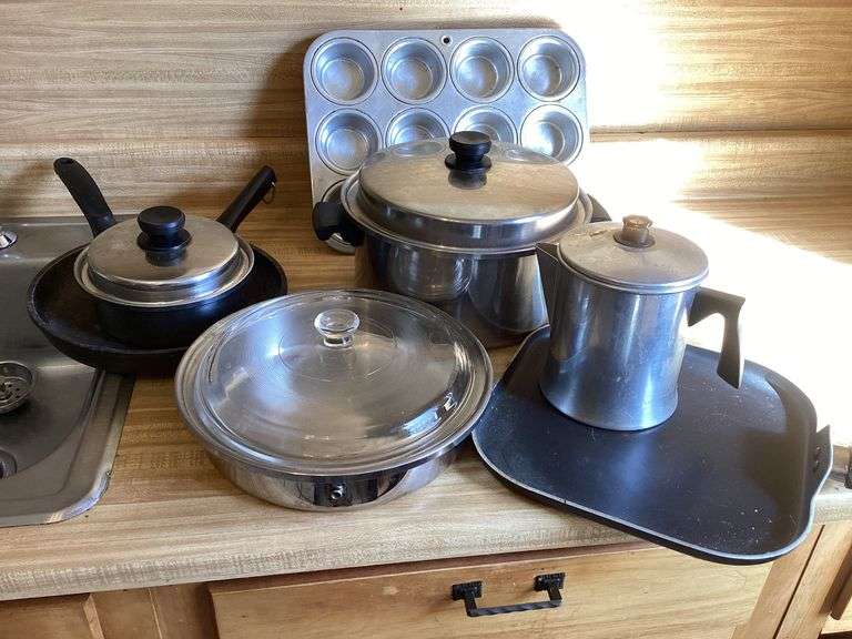 Assorted Cookware Lot: Pots, Pans, Muffin Tin, and Coffee Percolator image