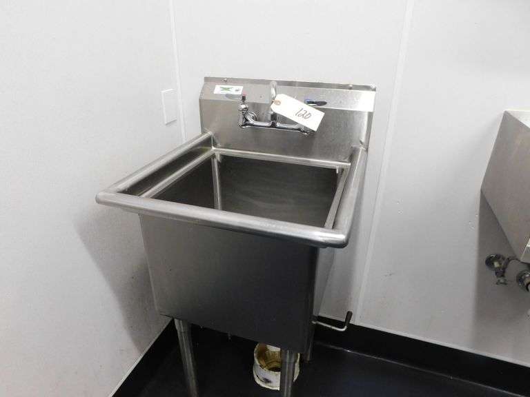 Regency SS Sink with Facuet image