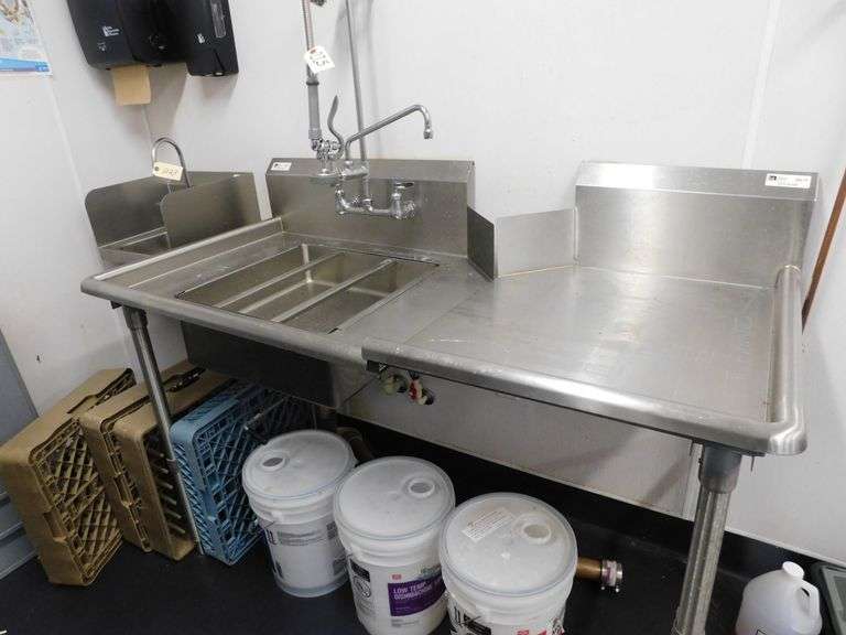 John Boos JDTS-20-36L SS Dishtable with Spray-Off image