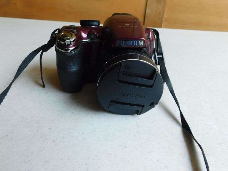 Fuji Flim Finepix 54400 Camera