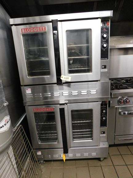Blodgett Zephaire Double Deck Convection Oven image