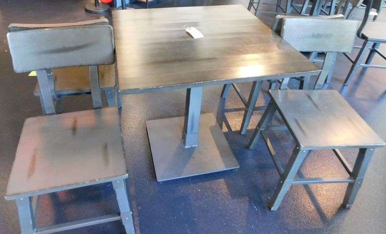 30"x30" Wood Pedest Table w/4 Matching Dining Chairs w/Backrest image