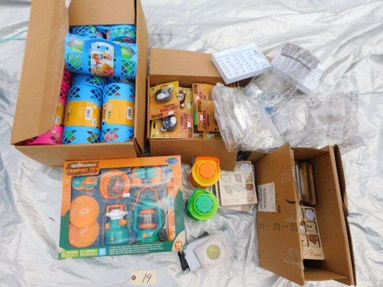 Tic-Tac-Toe Games, Kritter Headlamps, Sand Toys, Sea Glass Jewerly image