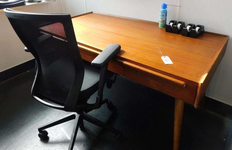 30" x 60" Wood Desk w/(3) Drawers and Desk Chair image